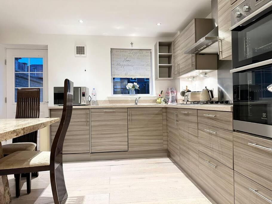 ברומלי Serene Home Ideally Connected To Central London מראה חיצוני תמונה