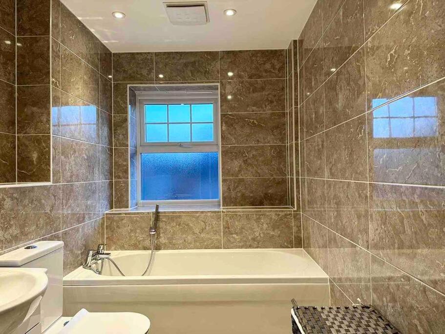 ברומלי Serene Home Ideally Connected To Central London מראה חיצוני תמונה